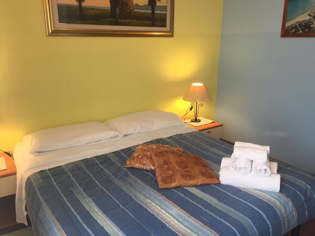 Moon House B&B Cagliari Exterior foto
